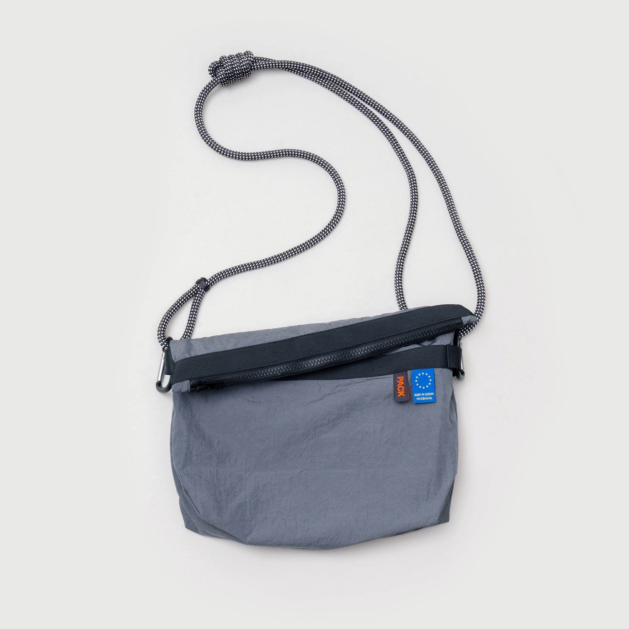Medium Zip Sling · A103 · graphite grey