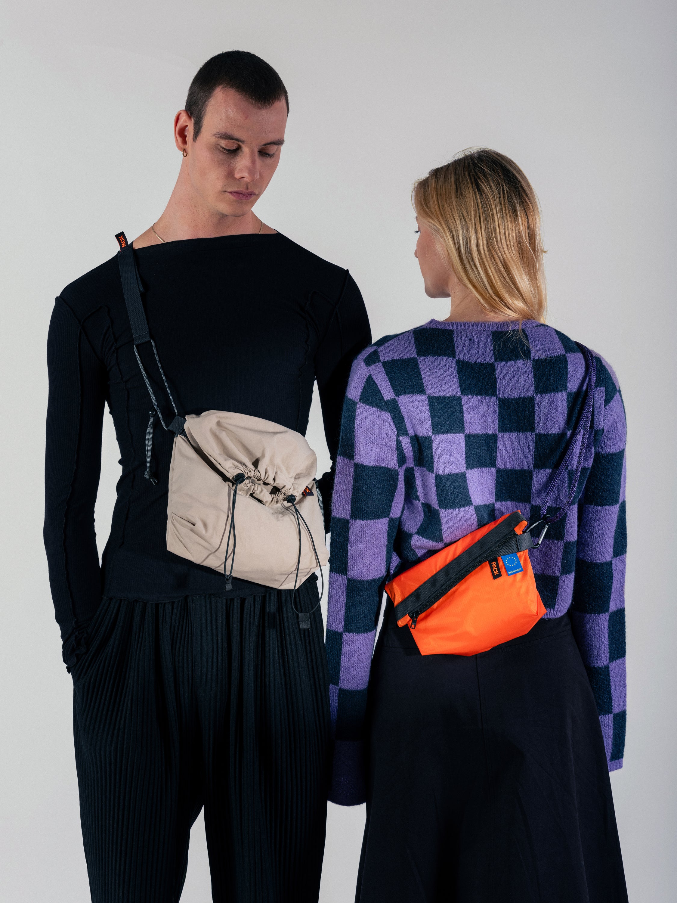 Medium Drawstring Sling · A111