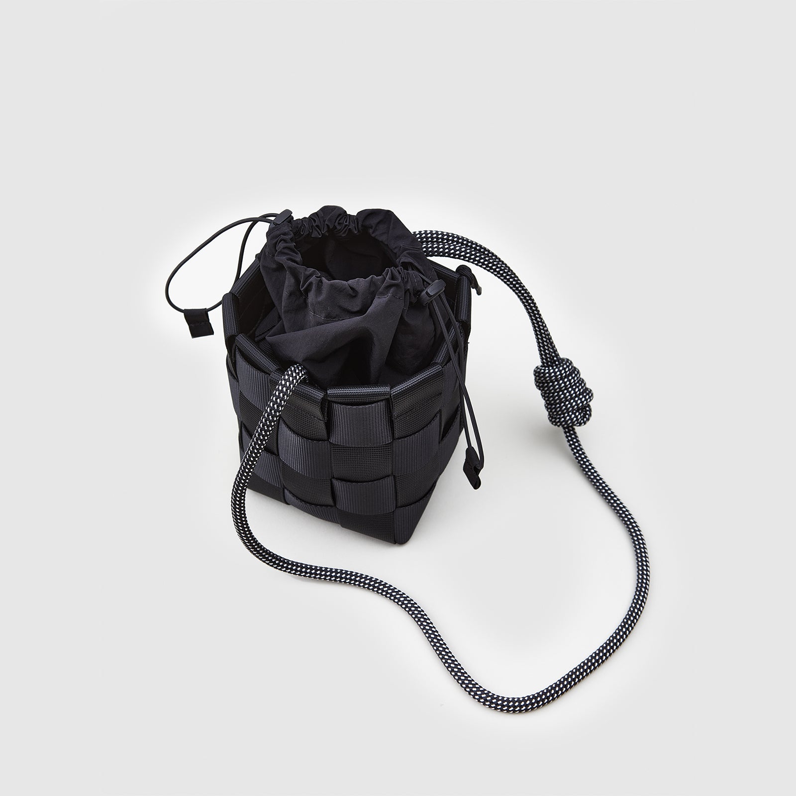 Small Bucket Basket Sling - Wide Web · A221