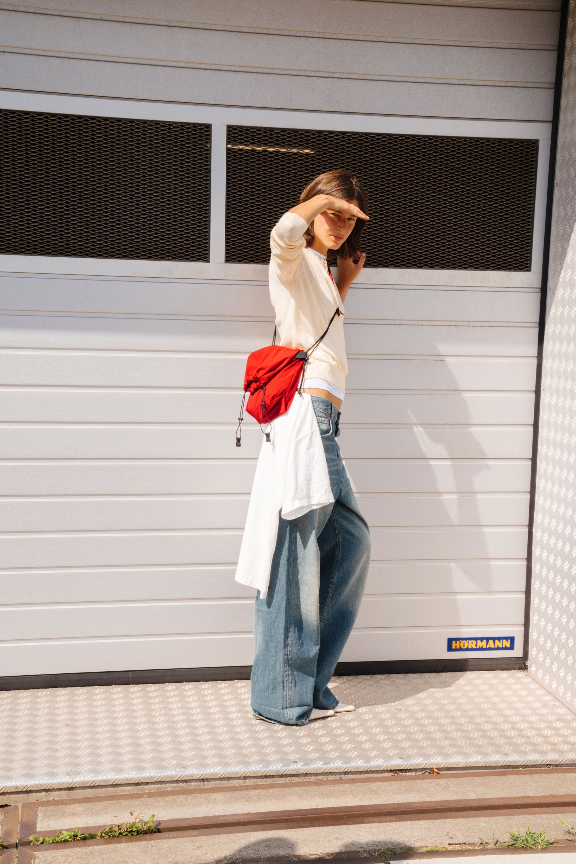 Medium Drawstring Sling · A111