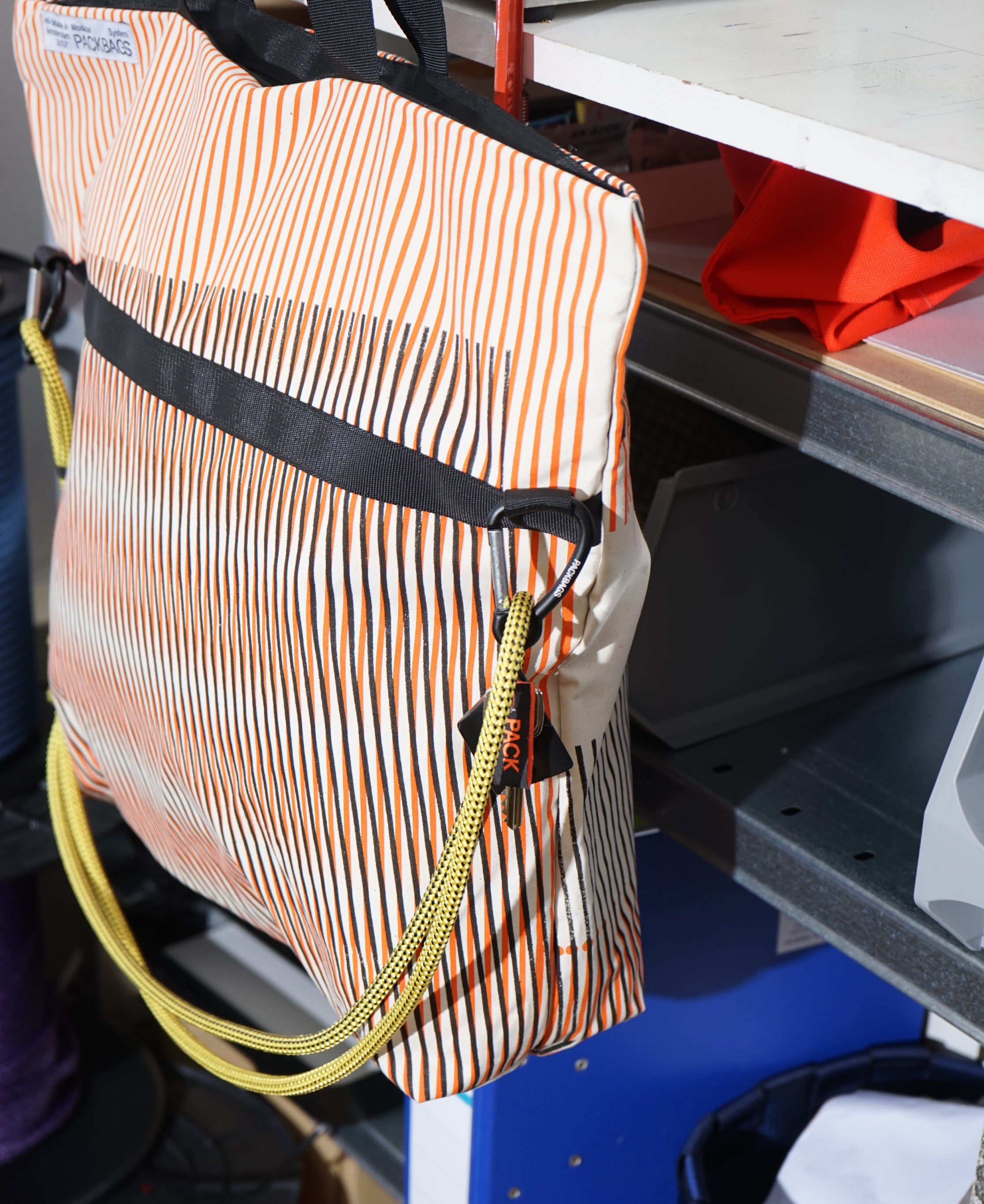 2-in-1 Messenger Allround Sling - A121 - hand printed