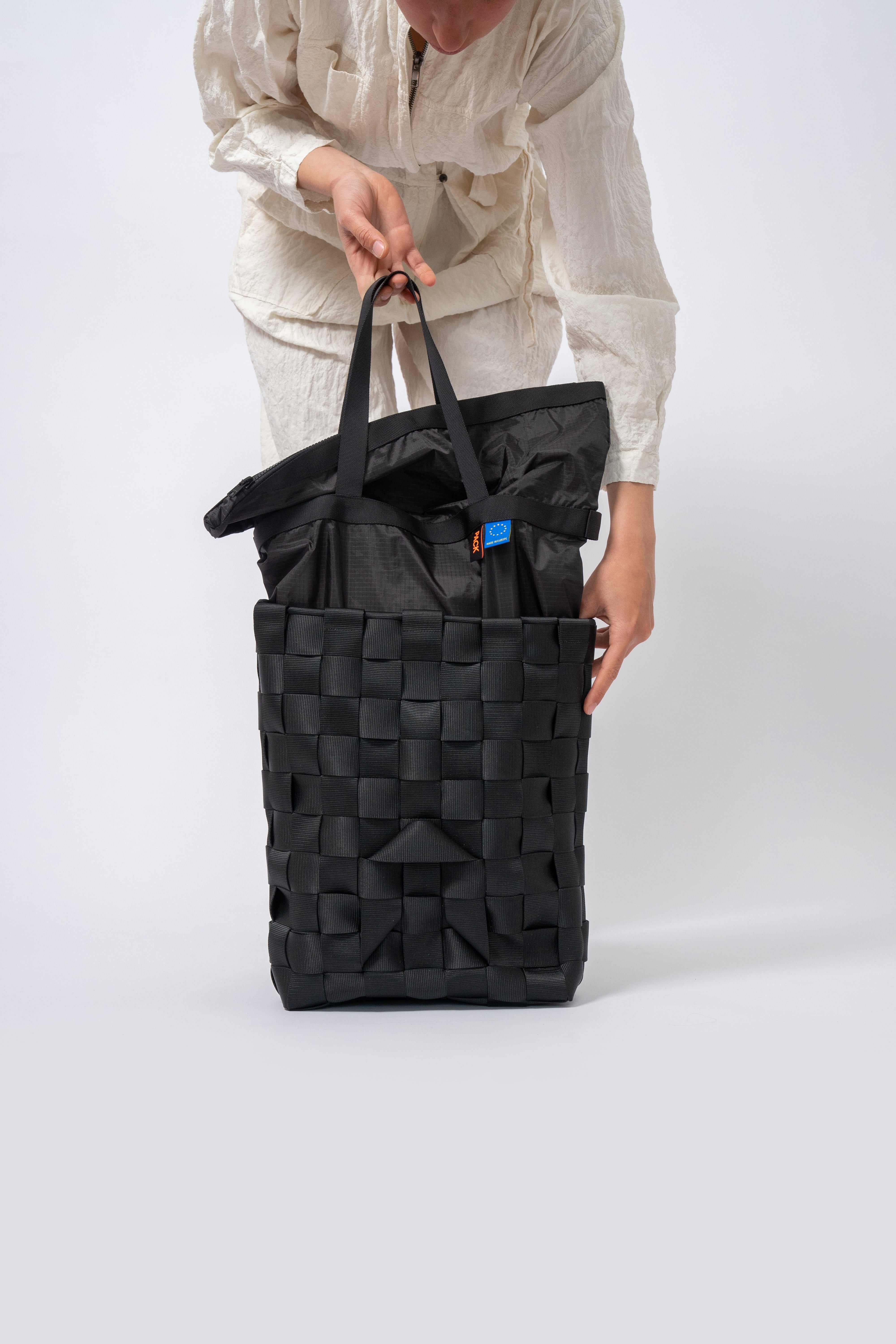 Zip Pouch Basket Backpack · A302