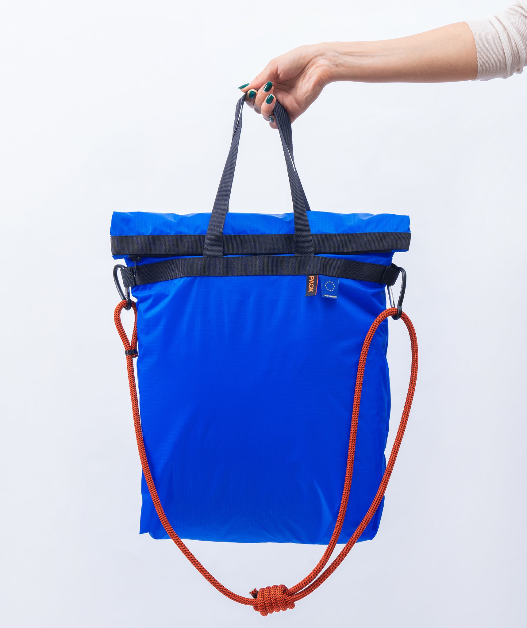 Shopper Zip Sling · A105