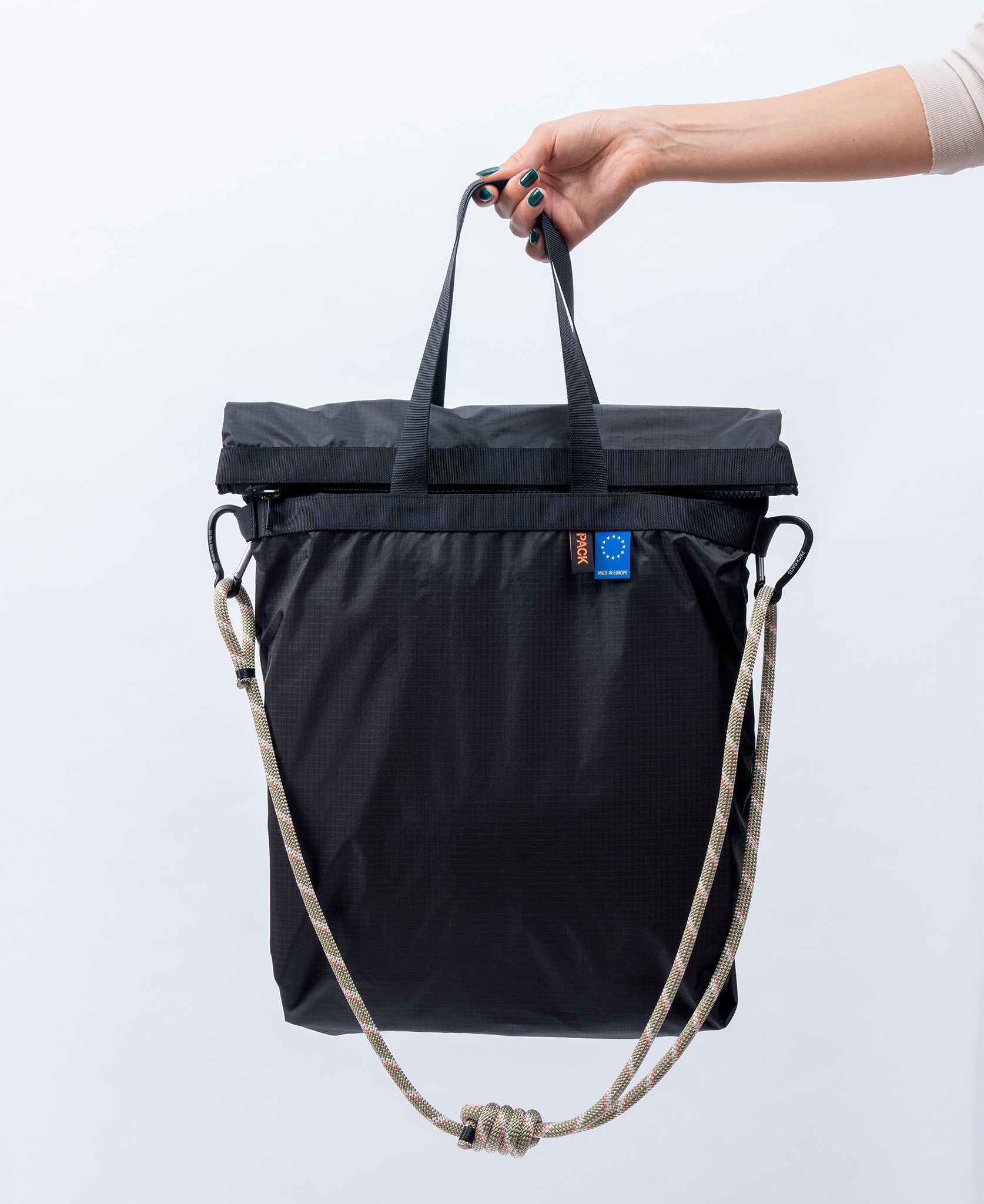 Shopper Zip Pouch · M105