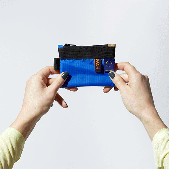 M601//ZIP.WALLET - amber orange