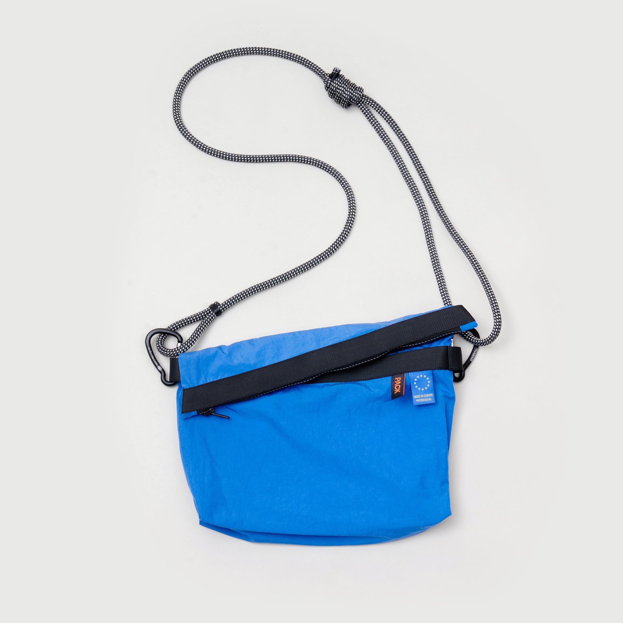 Medium Zip Sling · A103 · kyanite blue