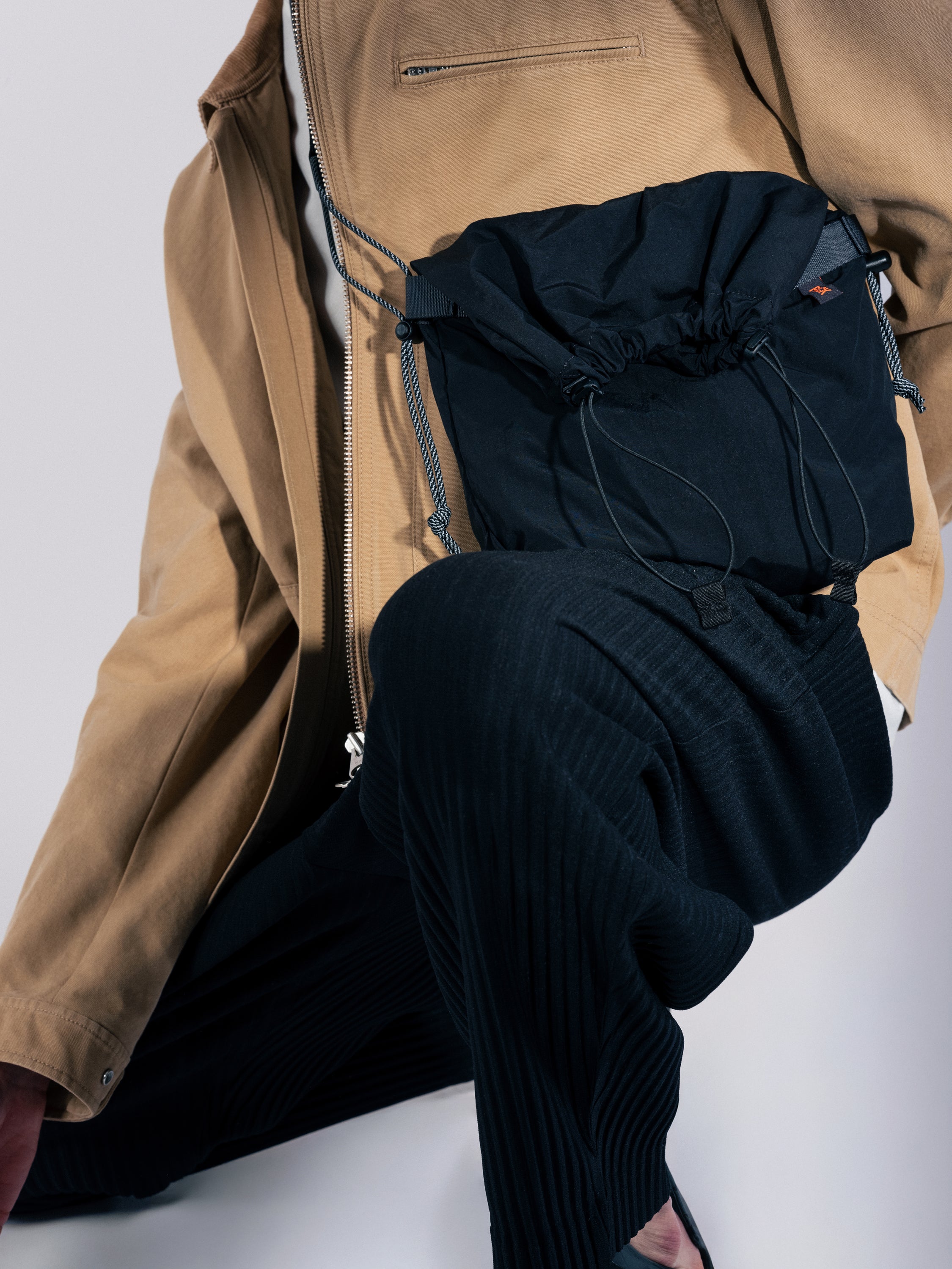 Medium Drawstring Sling · A111