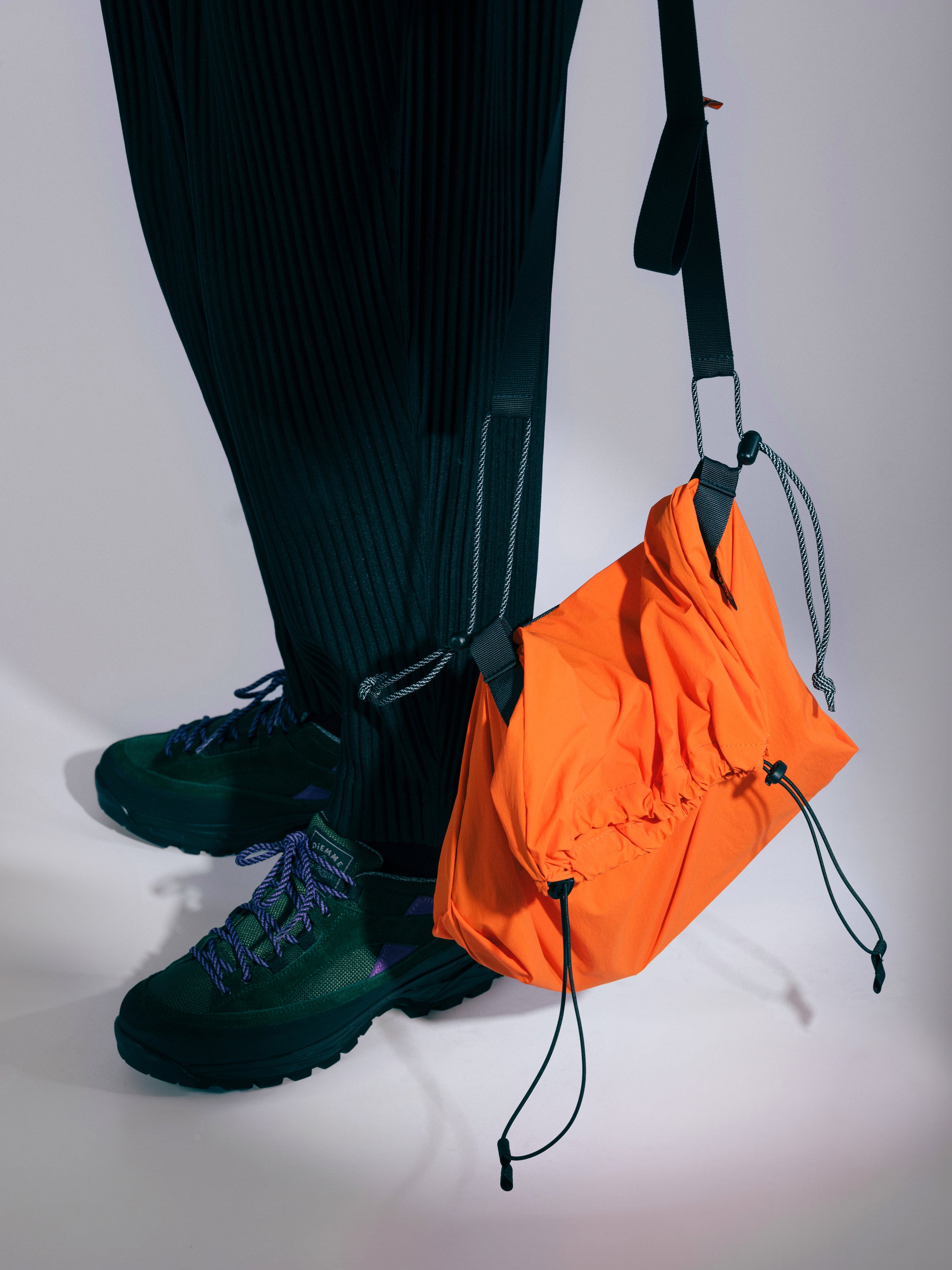 Large Drawstring Sling · A112