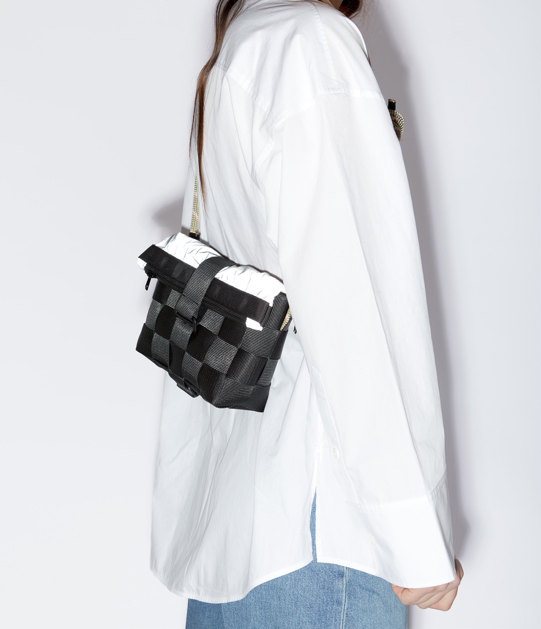 Small Box Basket Bag - Wide Web · A201
