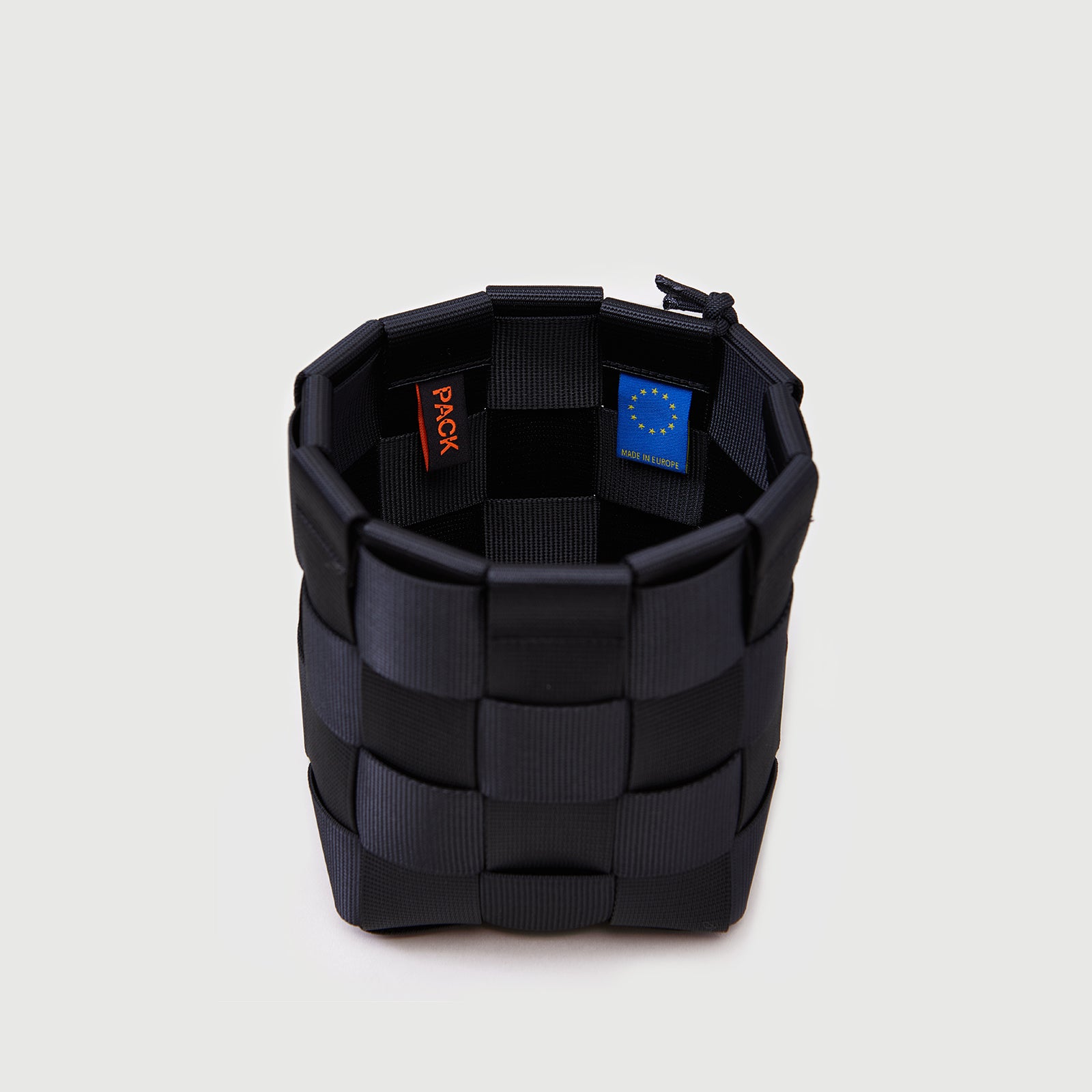 M702//WIDE WEB.SMALL.SQUARE BASKET - lead black