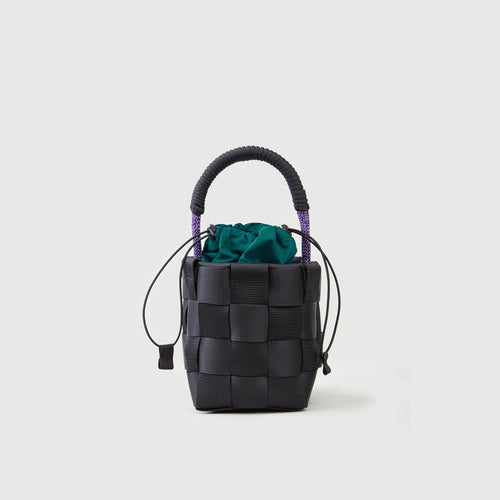 A221 DRAWSTRING SQUARE BASKET - SMALL - chromium green with potassium purple rope handle