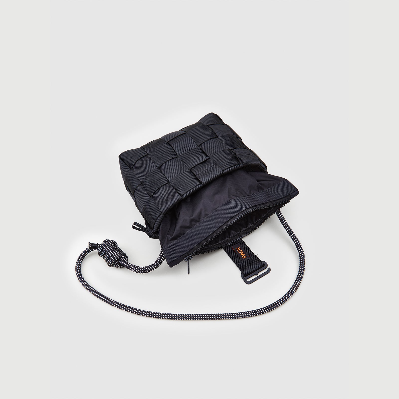 M510//WIDE WEB.SOLID CLOSING STRAP - lead black