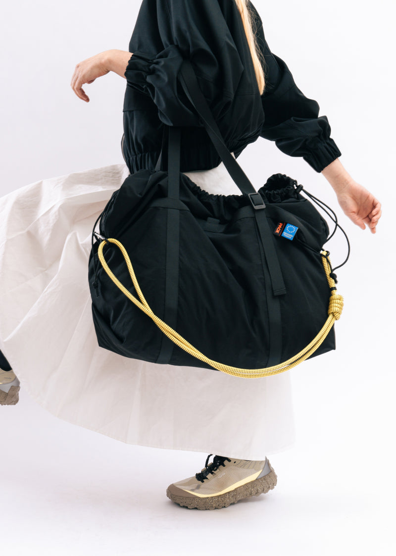 Carry-All Weekender with Rope strap - A132