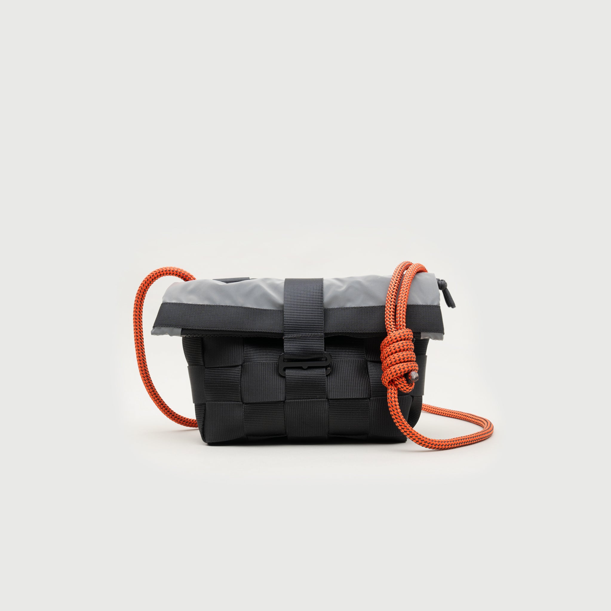 Small Box Basket Bag - Wide Web · A201