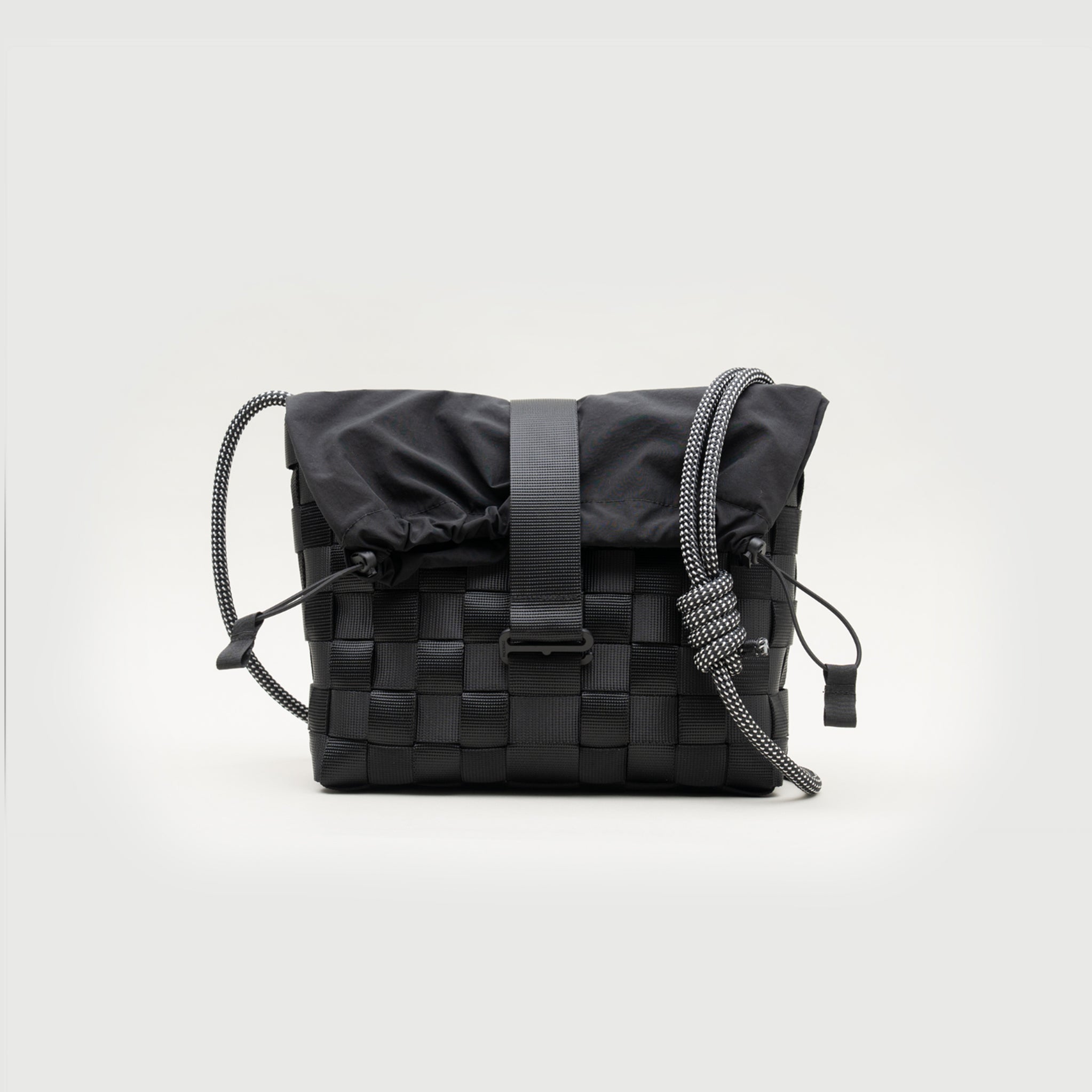 Medium Box Basket Sling - Slim Web · A210