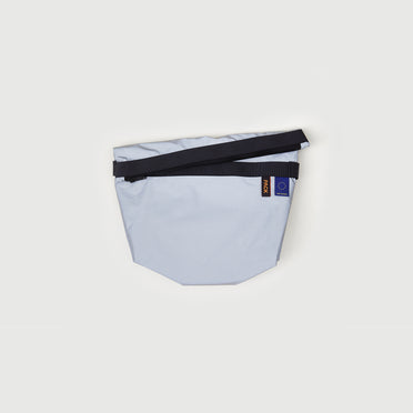 Medium Zip Pouch · M103 · silver reflective